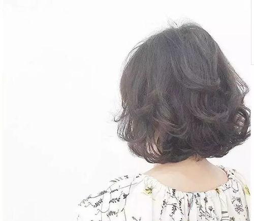 女短烫发发型图片大全,女短烫发型图片精选