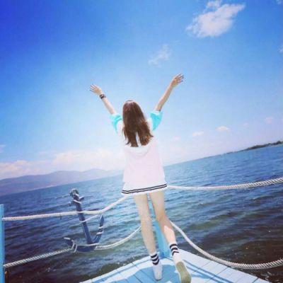 背对海边图片大全,背倚碧海的宁静时光