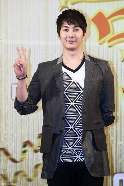 韩国男笑星,幽默风趣的喜剧之王