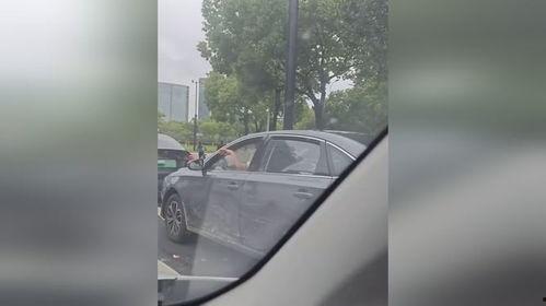 车窗外视频素材,车窗外捕捉的瞬间记忆