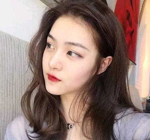 微信美女头像图片,揭秘微信美女头像背后的魅力风采