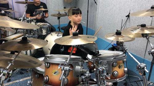 架子鼓表演视频,激情四溢！架子鼓表演视频燃爆现场