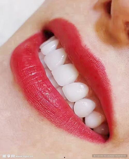 美牙图片,揭秘明星同款亮白笑容的秘诀