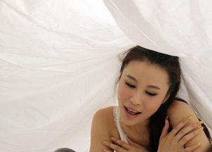 床上大战视频在线观看,揭秘床上大战视频的在线观看热潮